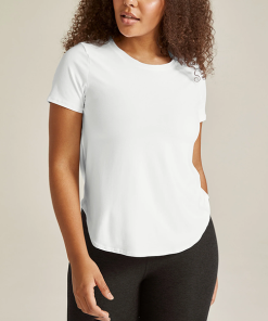 BEYOND YOGA–womens featherweight on the down low tee-LWSD7670