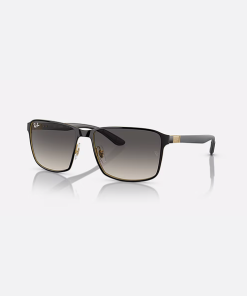 RAYBAN–rb3721 in black on arista-0RB3721-187/11 2