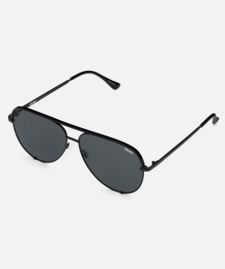 QUAY–high key sunglasses in black / smoke lens-QC-000142-BLK/SMK 2